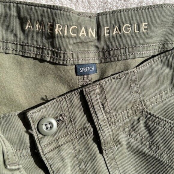 American Eagle Stovepipe Leg Stretch Green Pants NWOT - Picture 5 of 9